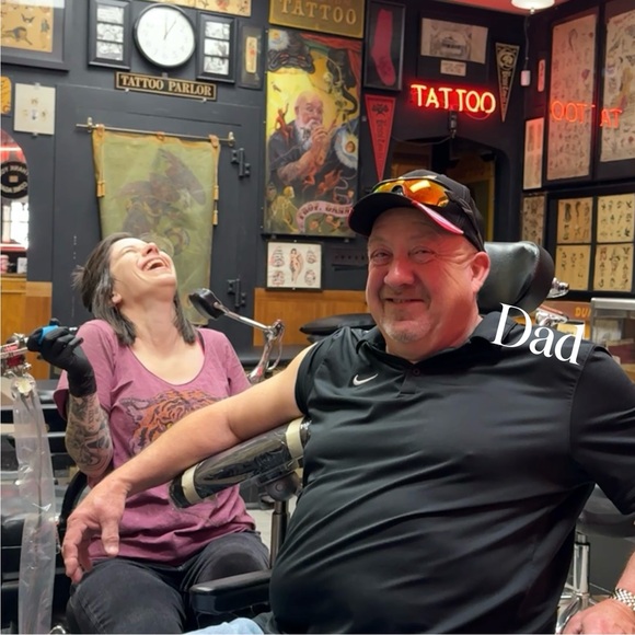 ❤️ @𝐜𝐨𝐮𝐫𝐫𝐞𝐧𝐚 𝐢𝐬 𝐋𝐈𝐕𝐄 ✨ - Picture 4 of 6